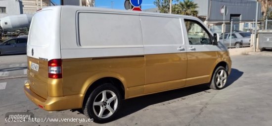 Volkswagen Caravelle Premium Corta 2.0 TDI 150kW BMT DSG 4MO de 2009 con 250.000 Km por 8.500 EUR. e