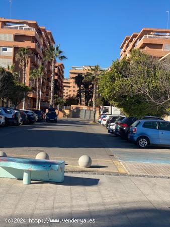 Restaurante en Segunda Línea de Playa en La Patacona, Valencia. - VALENCIA