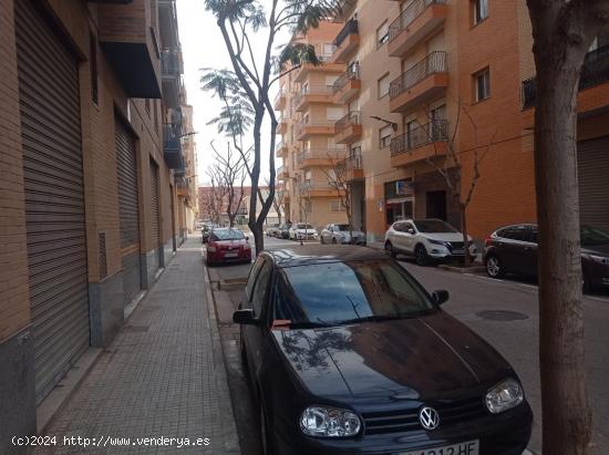 21Inmobiliarias vende local en zona nueva, calle peatonal - VALENCIA