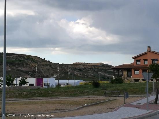 VENTA.-.GARAJE CALLE CHOPO.-.EL SOTILLO.-.LA LASTRILLA - SEGOVIA