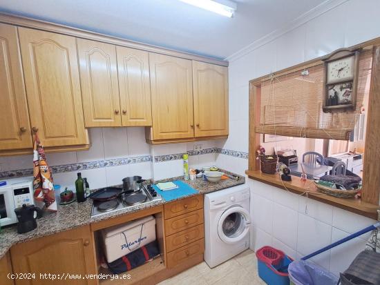 Apartamento con dos dormitorios en Torrevieja - ALICANTE