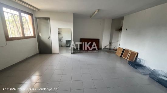 LOCAL EN VENTA O ALQUILER EN ZONA CÉNTRICA DE ONTINYENT IDEAL PARA OFICINA O COMERCIO. - VALENCIA