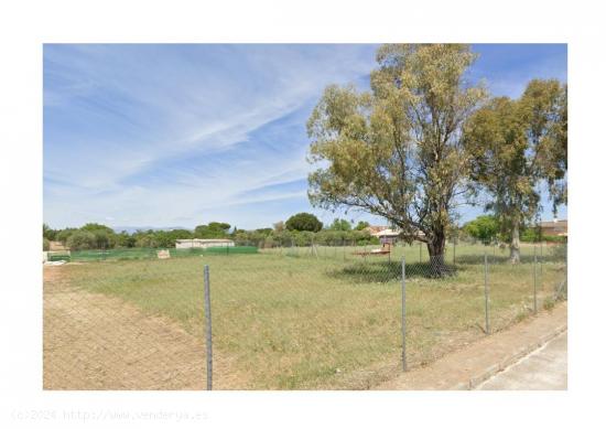 Terreno con más de 1.000 M² en Valdelosllanos, El Casar - GUADALAJARA