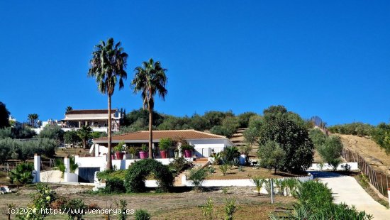 Villa en venta en Alhaurín el Grande (Málaga)