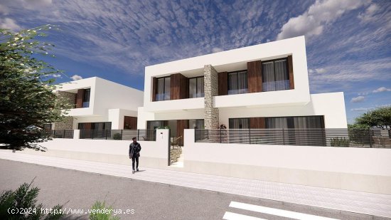 Villa en venta a estrenar en Dolores (Alicante)