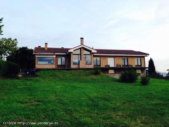 Casa-Chalet en Venta en Caseron Asturias