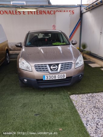  Nissan Qashqai DIG-T 103kW (140CV) mHEV 4x2 Acenta de 2008 con 270.009 Km por 8.500 EUR. en Malaga 