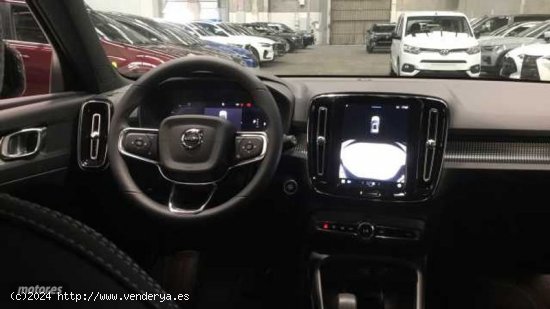 Volvo XC40 XC40 MODEL CORE de 2024 con 1 Km por 37.900 EUR. en Cantabria