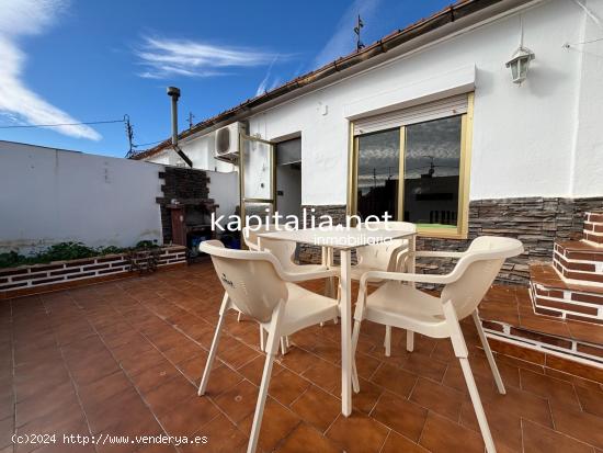  Piso en quinta planta con terraza en Alcoy - ALICANTE 