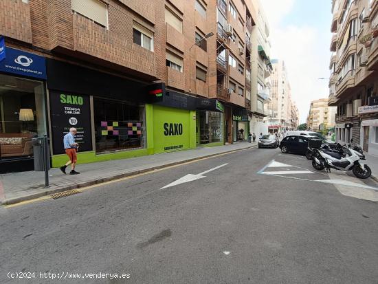 Gran local junto a Maisonnave  y El Corte Inglés - ALICANTE