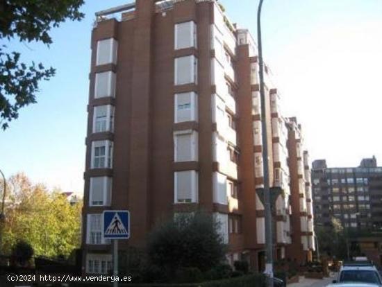 Garaje en venta en Moncloa, Madrid - MADRID