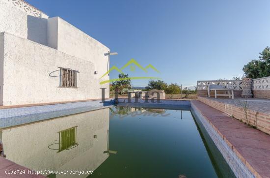 Ref. 03917 - Chalet con piscina disponible para el mes de septiembre/2024 - VALENCIA