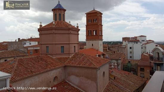 PISO EN EL CENTRO MUY SOLEADO - TERUEL