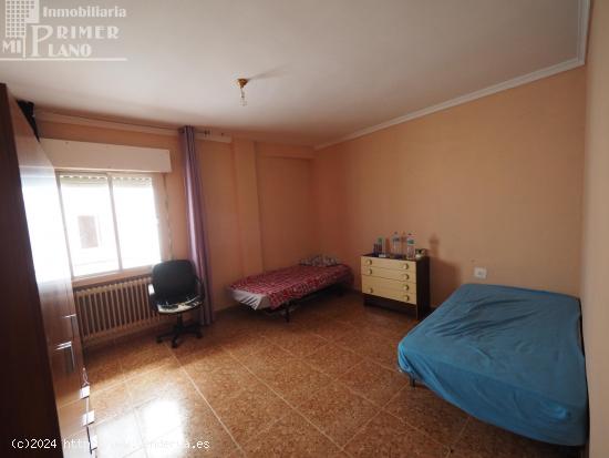 ¡Gran oportunidad! Piso amplio y céntrico en Tomelloso por solo 55.000 € - CIUDAD REAL