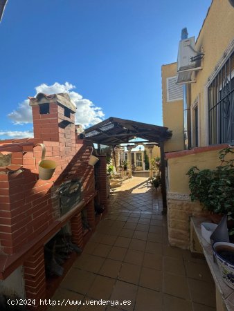 Villa en venta en La Nucia (Alicante)