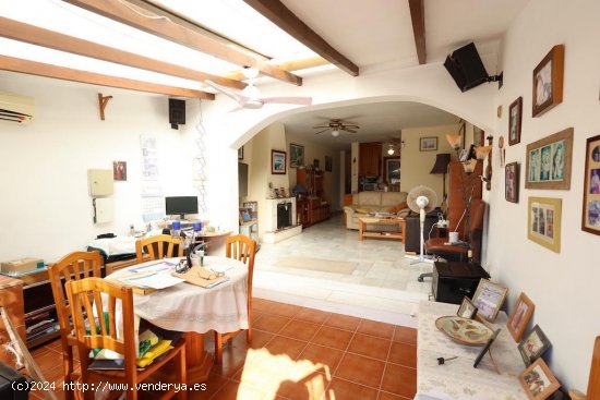 Chalet en venta en San Miguel de Salinas (Alicante)