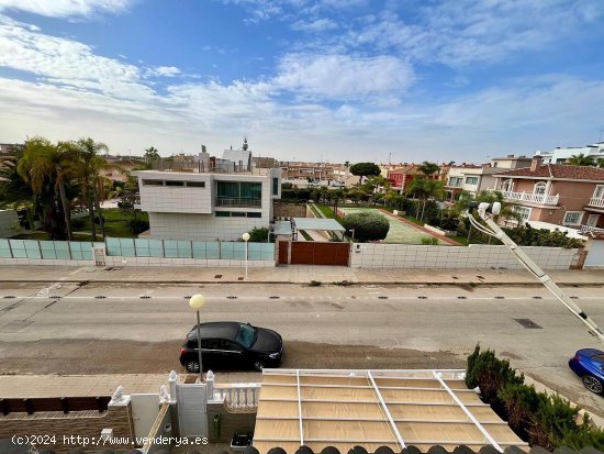 Chalet en venta en Orihuela (Alicante)