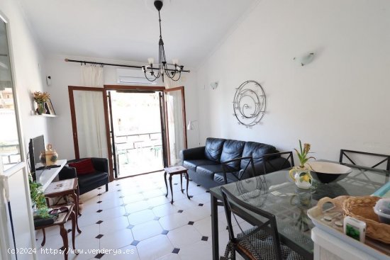 Chalet en venta en Torrevieja (Alicante)