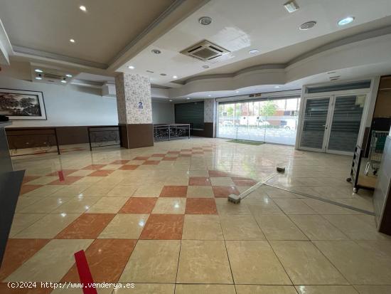 LOCAL COMERCIAL EN EL CENTRO DE FUENGIROLA - MUY PRÓXIMO AL PASEO MARÍIMO - MALAGA