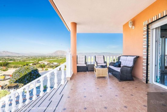 Villa en venta en Benejúzar (Alicante)