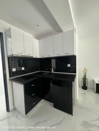 Apartamento en venta en Alicante (Alicante)