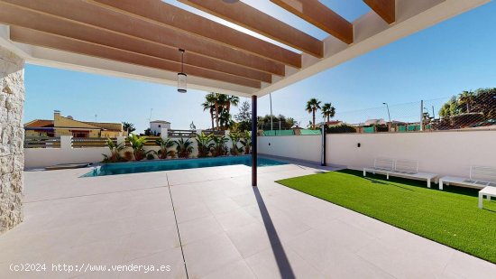 Chalet en venta a estrenar en Orihuela (Alicante)