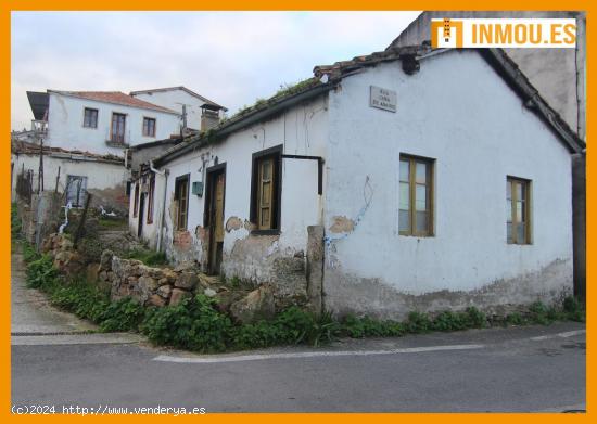 SE VENDE CONJUNTO DE 4 VIVIENDAS PARA REFORMAR EN EL BARRIO DE A CUÑA, OURENSE - ORENSE