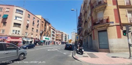 Local comercial calle Bravo Murillo zona Tetuán (Madrid) - MADRID