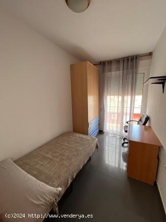 HABITACIÓN PARA CHICO ESTUDIANTE - MURCIA