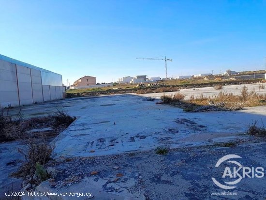 VENTA TERRENO INDUSTRIAL DE 6.860 M2 EN YUNCOS