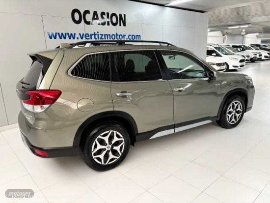 Subaru Forester 2.0i Hybrid Executive Plus CVT de 2021 con 64.000 Km por 31.300 EUR. en Guipuzcoa