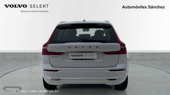 Volvo XC 60 Recharge Core, T6 plug-in hybrid eAWD, Electrico/Gasolina, Bright de 2023 con 16.980 Km 