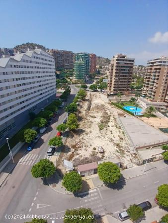 Cala Villajoyosa vendo atico 3 dormitorios 2 baños con garage y trastero.milpisos.es - ALICANTE