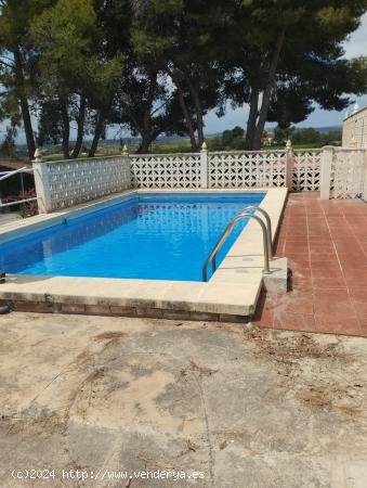 Chalet en venta Chiva. - VALENCIA