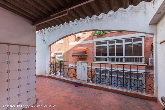 VIVIENDA ADOSADA EN EL CARMEN - MURCIA