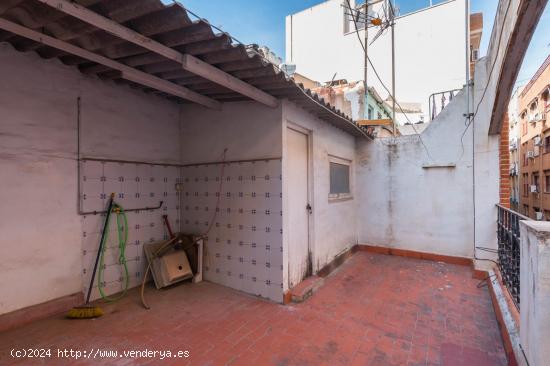 VIVIENDA ADOSADA EN EL CARMEN - MURCIA