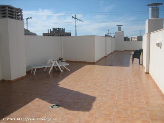 Bonito estudio con terraza amplia - CASTELLON