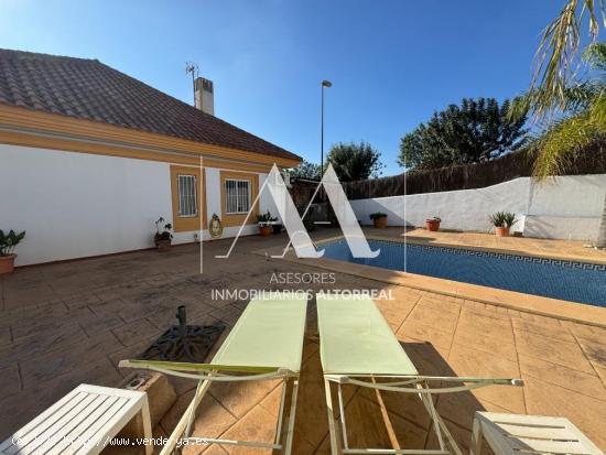 SE VENDE CHALET EN PLANTA CERCA LICEO FRANCES ALTORREAL - MURCIA