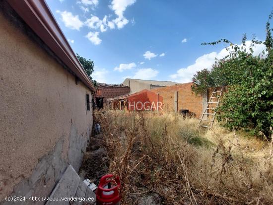 INMHOGAR VENDE CASA CON TERRENO EN COLLADO DE CONTRERAS - AVILA