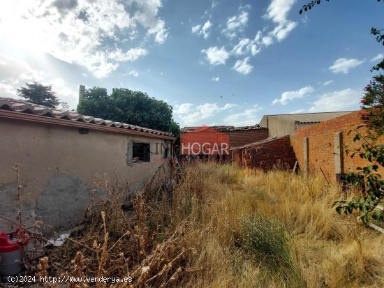 INMHOGAR VENDE CASA CON TERRENO EN COLLADO DE CONTRERAS - AVILA