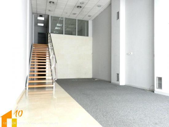 En AVD LA PAZ local comercial en venta. - BURGOS