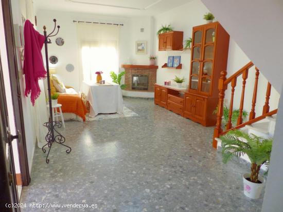  BUSCAS TRANQUILIDAD!!!, CASA DE CUATRO DORMITORIOS EN EL PINAR DE CHIPIONA!!! - CADIZ 