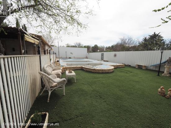 Se alquila chalet en la zona de la Alavesa con piscina por dias, semanas, quincena o larga duracion 