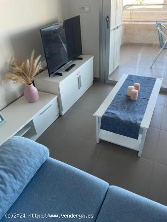 ACOGEDOR APARTAMENTO DE DOS DORMITORIOS Y PISCINA COMUNITARIA EN LA ZONA DE LA LOMA - MURCIA