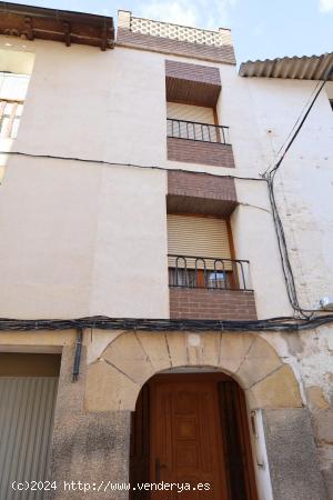 CASA EN VENTA EN LA CODOÑERA. Ref VL04302024. - TERUEL