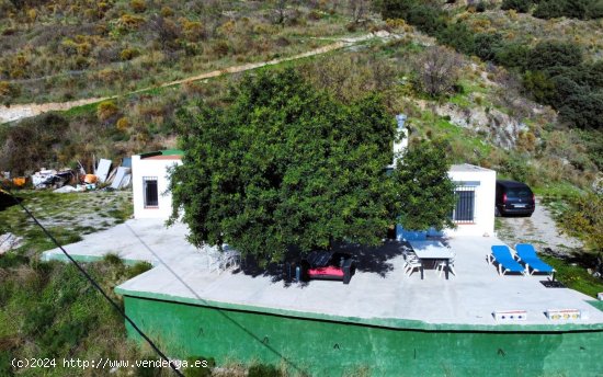 Finca en venta en Lentegí (Granada)