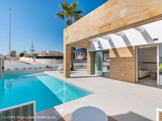 Villa en venta a estrenar en Ciudad Quesada (Alicante)