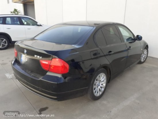 BMW Serie 3 318d Auto. de 2009 con 200.000 Km por 8.000 EUR. en Palencia