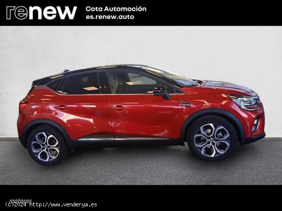 Renault Captur TECHNO E-TECH FULL HYBRID 145CV de 2023 con 24.000 Km por 24.900 EUR. en Madrid