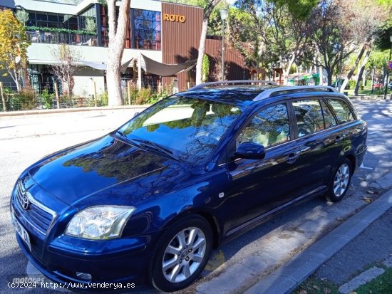 Toyota Avensis Executive de 2005 con 185.000 Km por 4.800 EUR. en Zaragoza